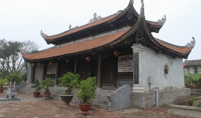 Temple of Nguyen Cong Tru Ninh Binh