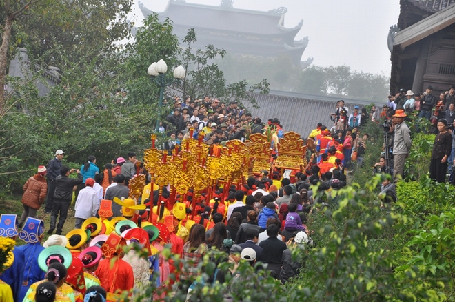 Bai Dinh pagoda festival