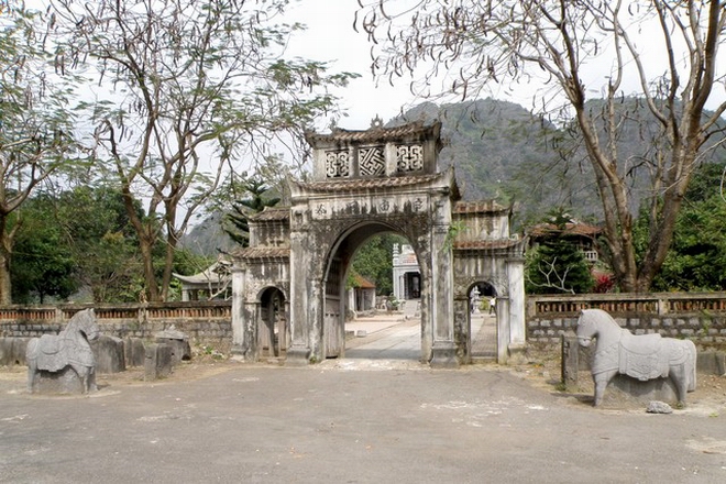 Thai Vi temple in Ninh Binh